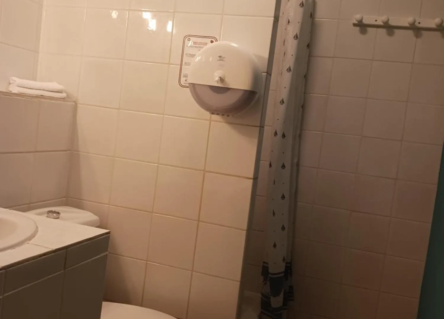 Hotel Du Lac Chateau-Arnoux-Saint-Auban 2*,  France