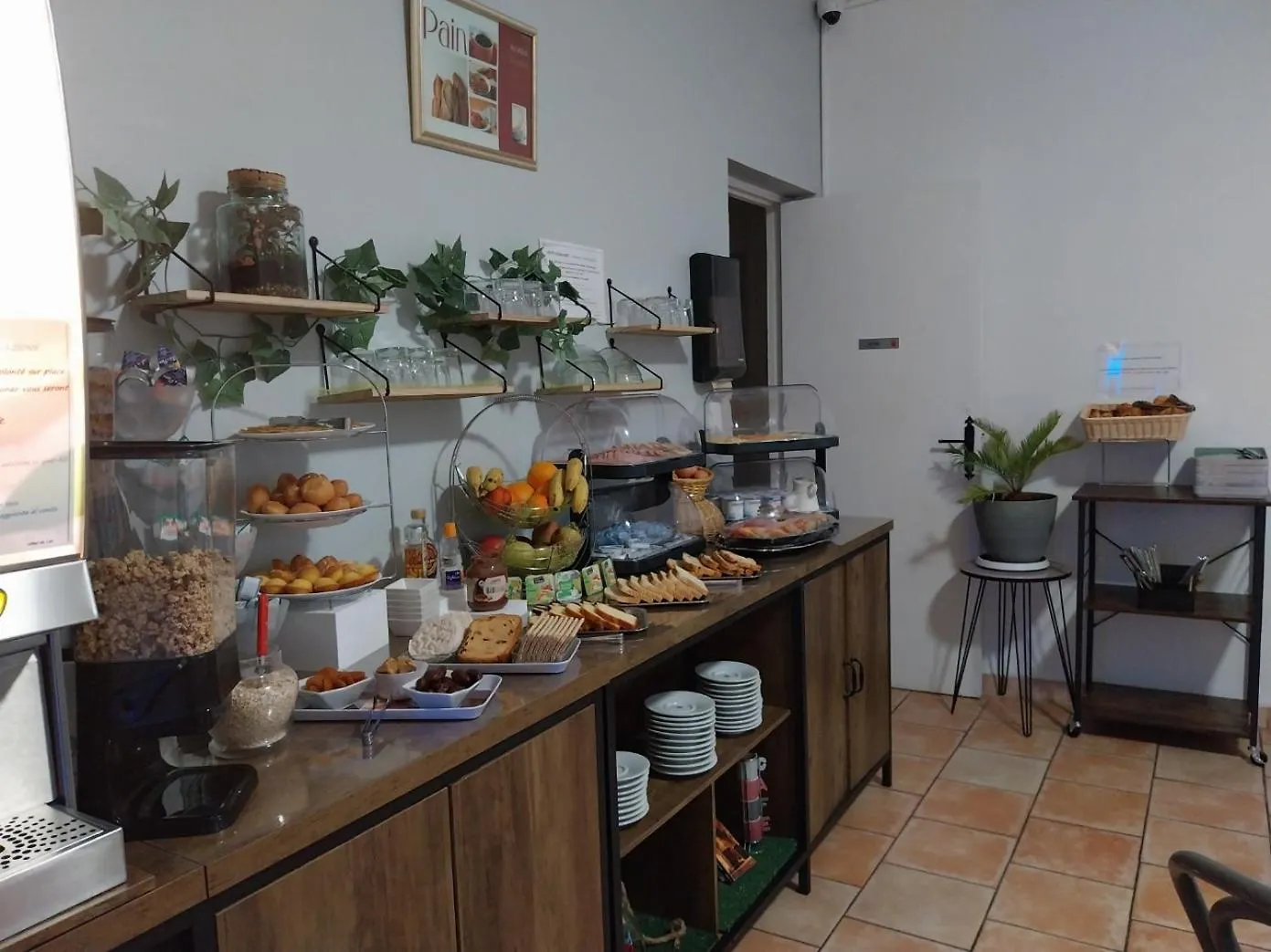 Hotel Du Lac Chateau-Arnoux-Saint-Auban 2*,  France