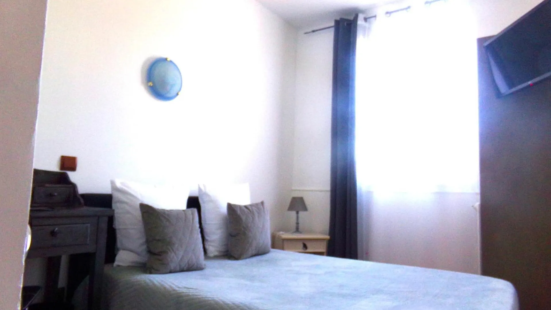 Hotel Du Lac Chateau-Arnoux-Saint-Auban 2*,