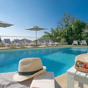 La Fiancée Du Pirate Hotel