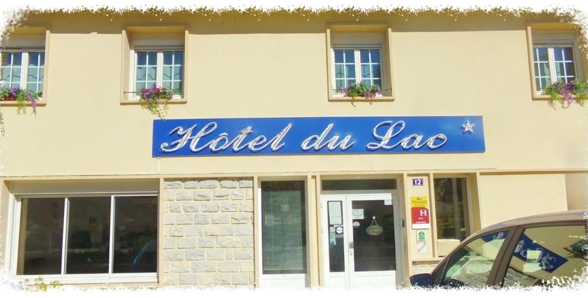 Hotel Du Lac contacts