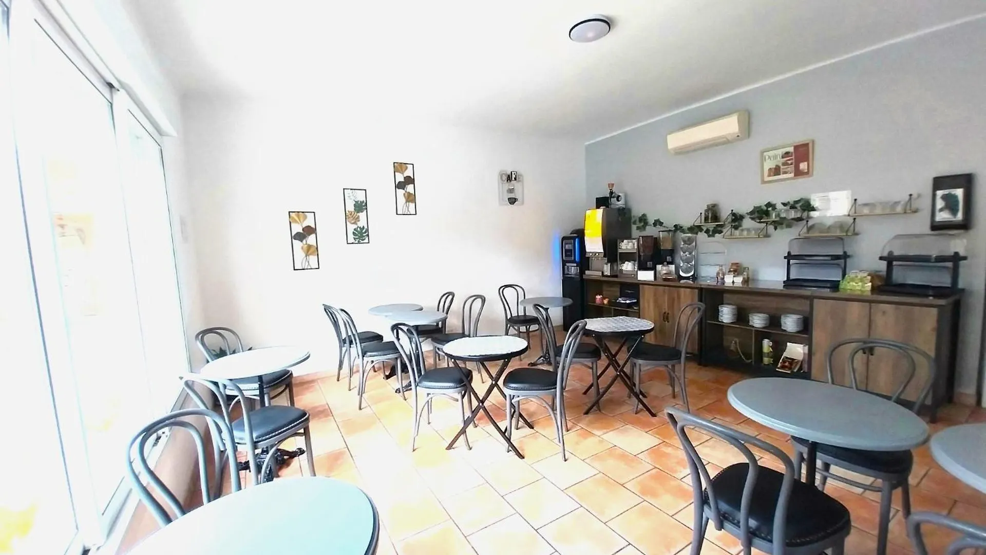 Hotel Du Lac Chateau-Arnoux-Saint-Auban